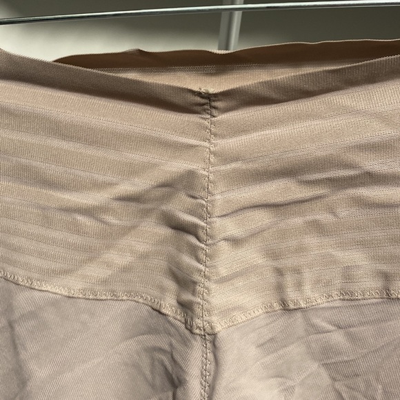 Uniqlo Intimates & Sleepwear Uniqlo Airism Smoothing Shapewear